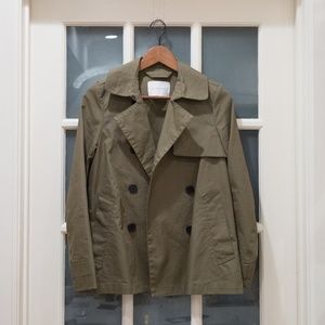 Everlane Swing Trench in sage